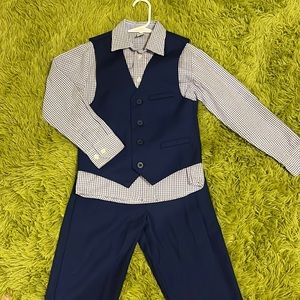 Size 6 boys Navy Blue suit